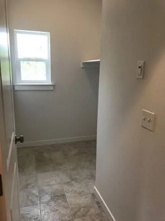 531 Sunset Ave NE #B — Photo 7