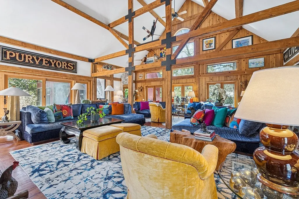 East Hampton Home - Without the Purchase Price — Photo 1
