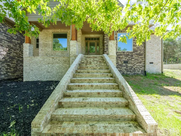 621 Bradley Ln, Bath Springs, TN 38311