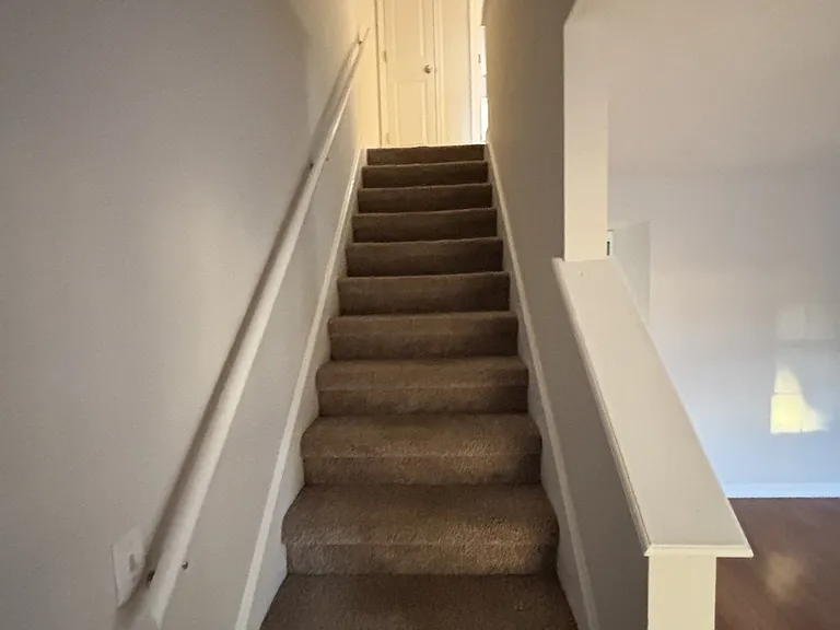 120 Hillridge Ct #C — Photo 6