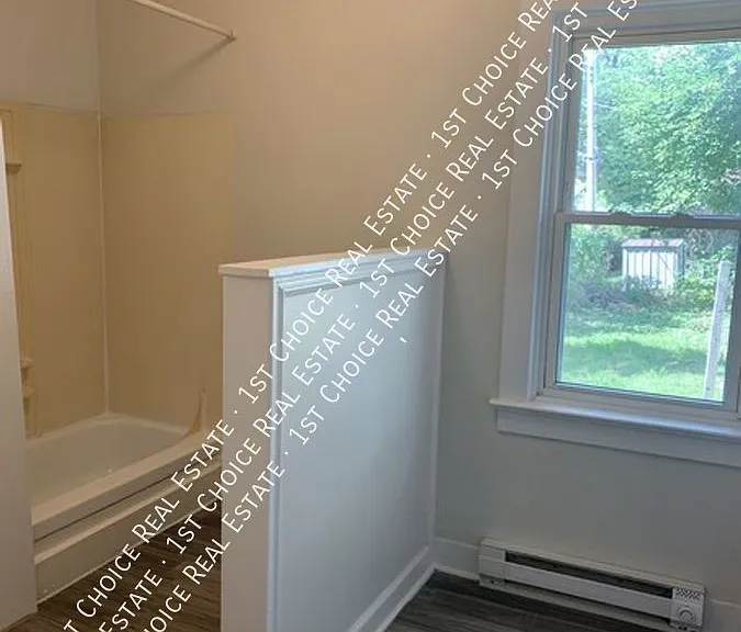 1222 Parkview St — Photo 10