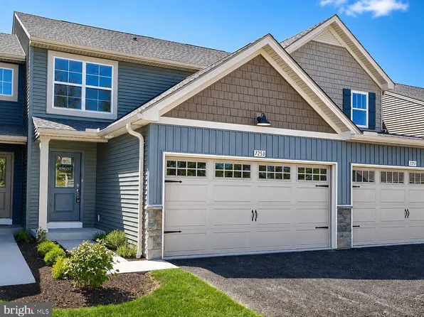 7253 White Oak Blvd, Harrisburg, PA 17112