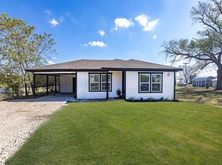 704 S Walnut St, Venus, TX 76084