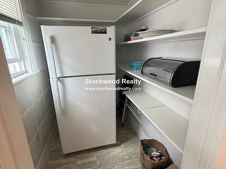 21 Lyon St #3 — Photo 5