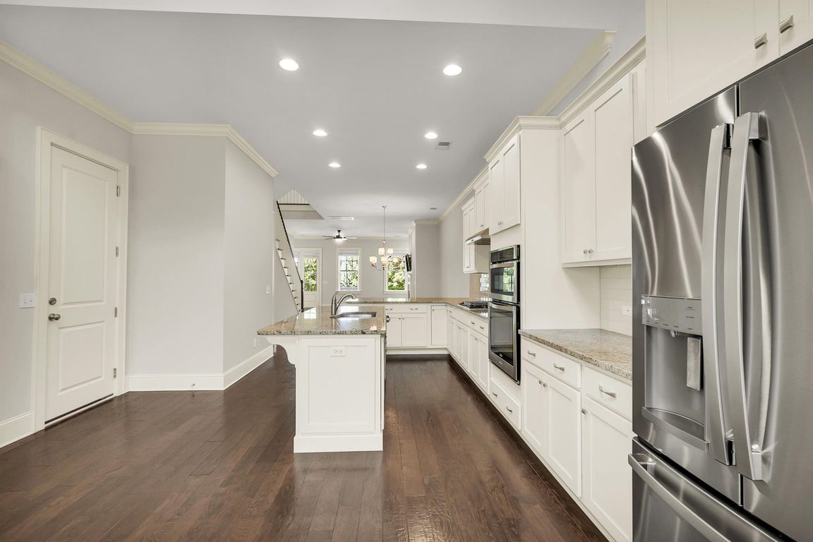 next background image