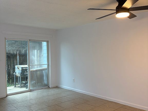 3rd image of 2912 Roosevelt Blvd APT A
