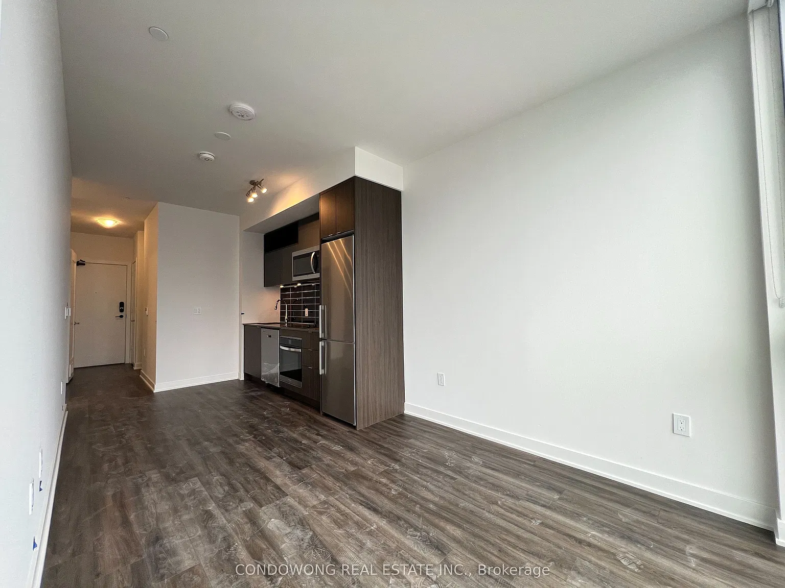 2 bed, $2,300 — Photo 1