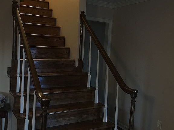 4th image of 54 Pinewood Dr