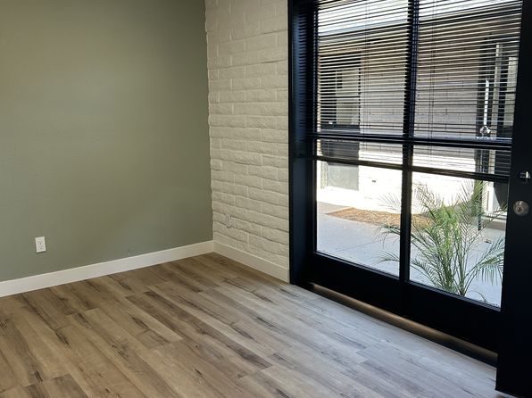 3230 N 66th Pl APT 8