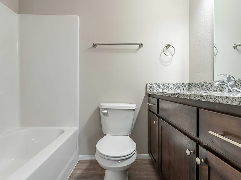 Oakwood Heights Townhomes — Photo 81