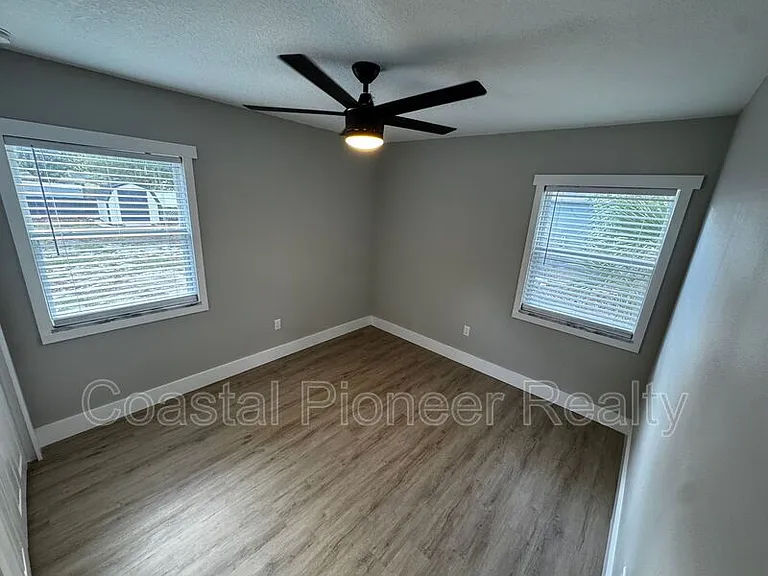 8711 N Wick Pl — Photo 13