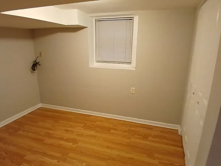 1938 N Saint Louis Ave #BASEMENT — Photo 7