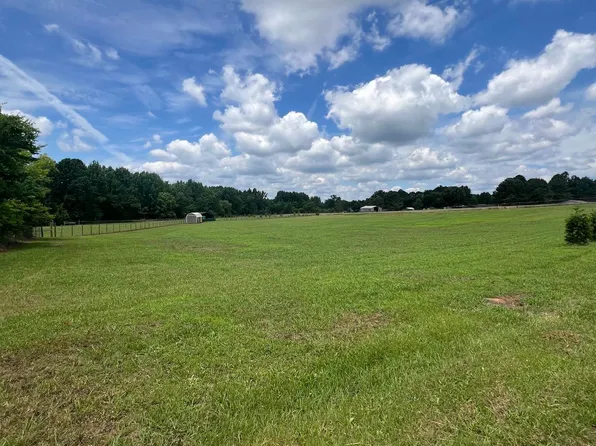 3933 County Road 33, Killen, AL 35645