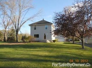 1678 Day St, Greenleaf, WI 54126