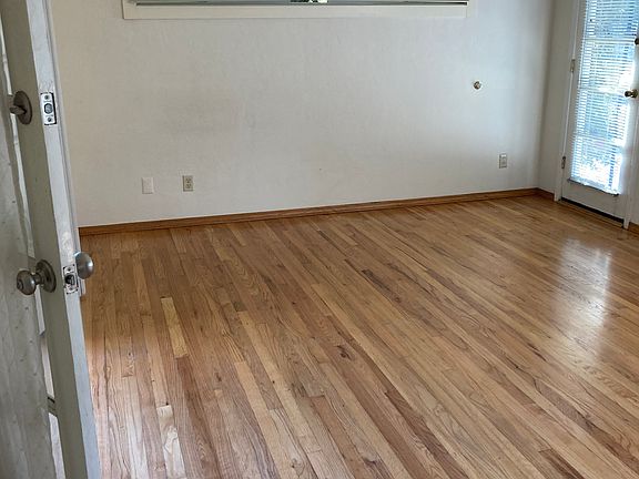 4th image of 701 41st Ave #B