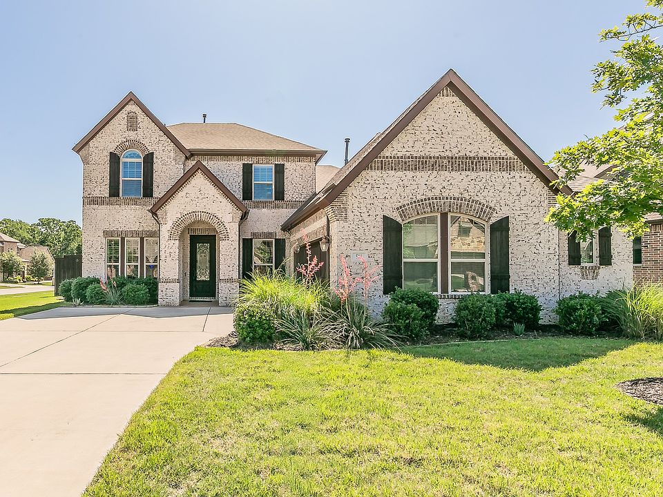 1st image of 511 Hidden Meadow Dr