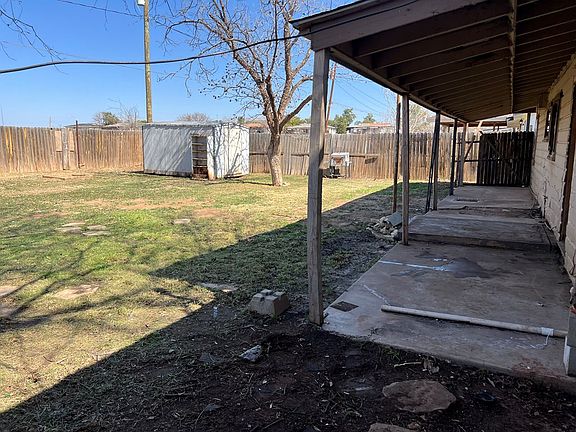 3rd image of 409 20th St
