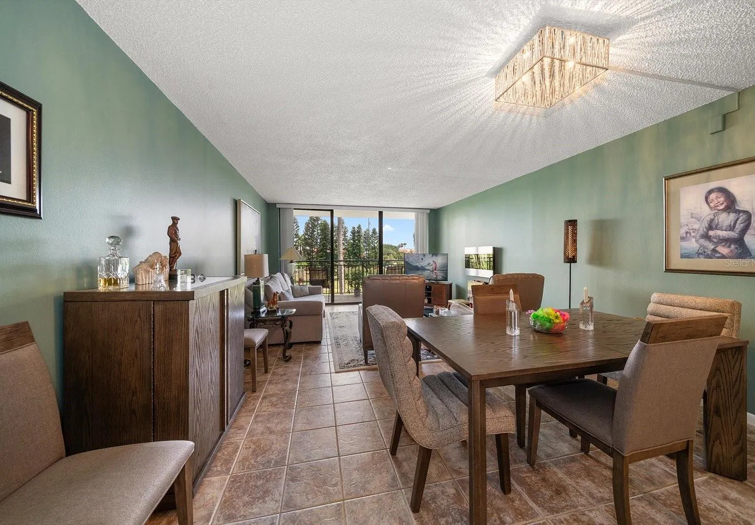2 bed, 1300 sqft, $3,500 — Photo 1