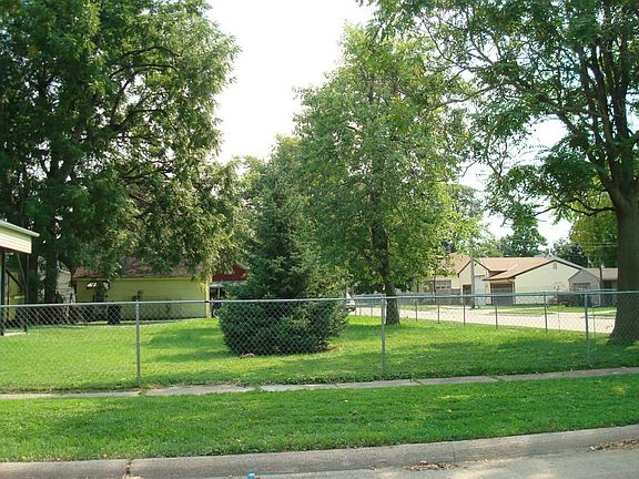 3rd image of 1921 7th Ave