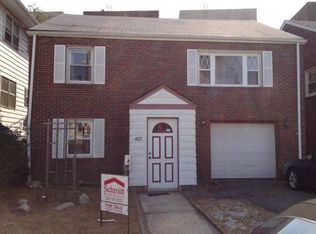 422 Sherman Pl, Fairview, NJ 07022