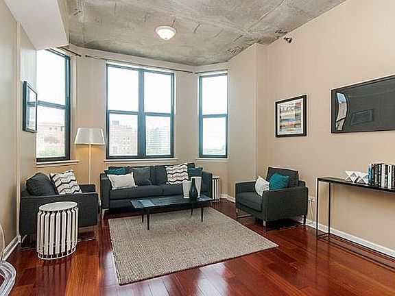4th image of 1464 S Michigan Ave APT 503