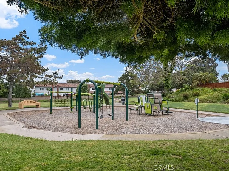 3386 Calle La Veta — Photo 41