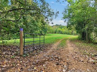 Witt Rd, Eldon, MO 65026