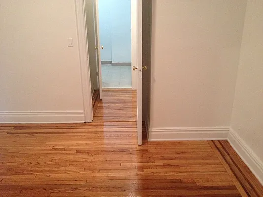 Rented by Metroline Realty | media 13