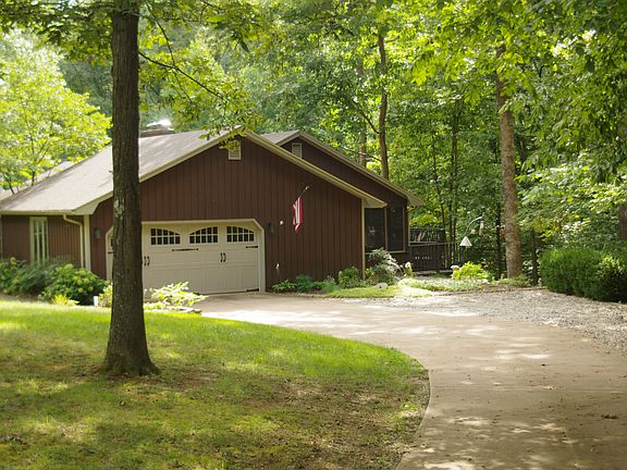 Beautiful Wooded Lot.