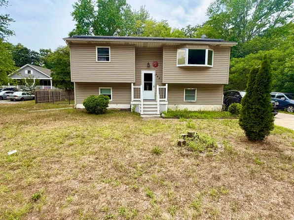 705 Reeves St, Cape May Court House, NJ 08210