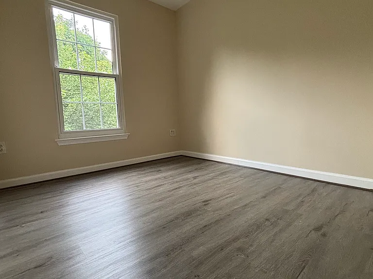 8879 Papillon Dr — Photo 19