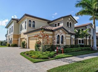 9113 Prima Way APT 201, Naples, FL 34113