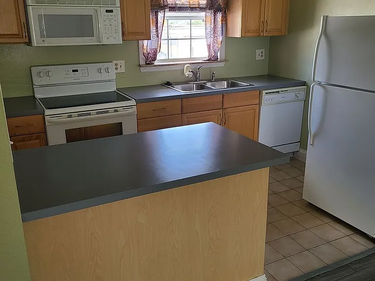 1400 Eudora Rd #C29 — Photo 2