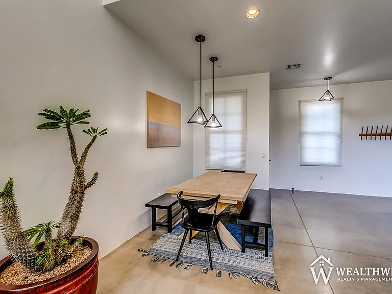 879 W Paseo De Los Zanjeros — Photo 7