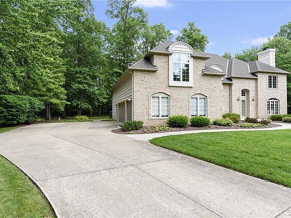 2nd image of 29723 Essex Ct
