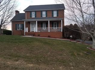 107 Lewis St, Chilhowie, VA 24319