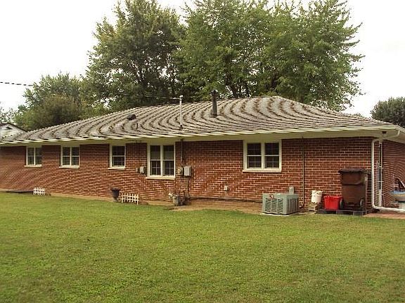 4th image of 1145 Donald Dr