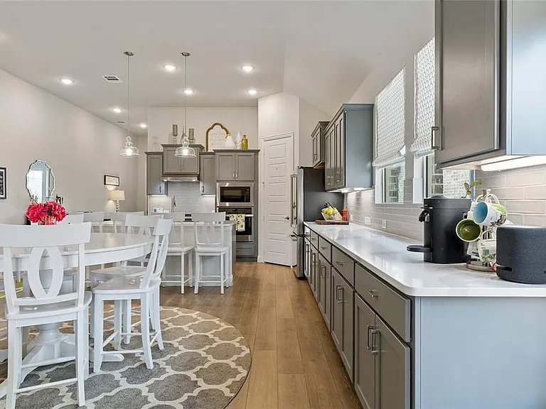 3908 Starlight Creek Dr — Photo 20