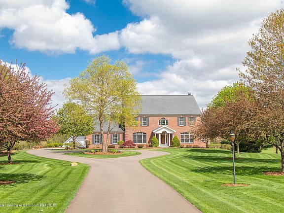 2nd image of 2324 Hearth Stone Dr