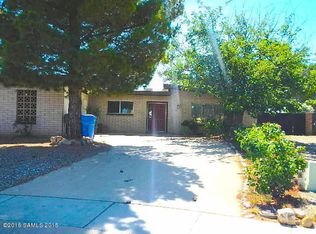 933 Pico Ct, Sierra Vista, AZ 85635