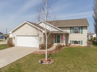 1143 Poppy Ln, Winneconne, WI 54986