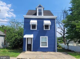516 Hawthorne St, Reading, PA 19611