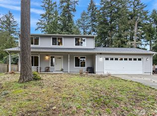 3715 W Tapps Dr E, Lake Tapps, WA 98391
