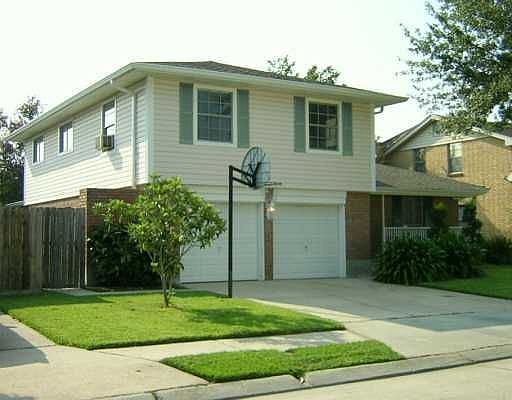 1st image of 2575 Valentine Ct
