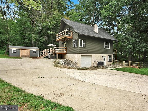 4th image of 50 Loop Rd
