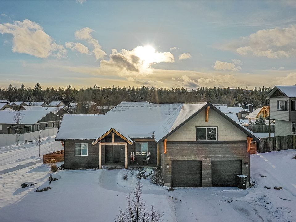 1st image of 206 Vista Dr