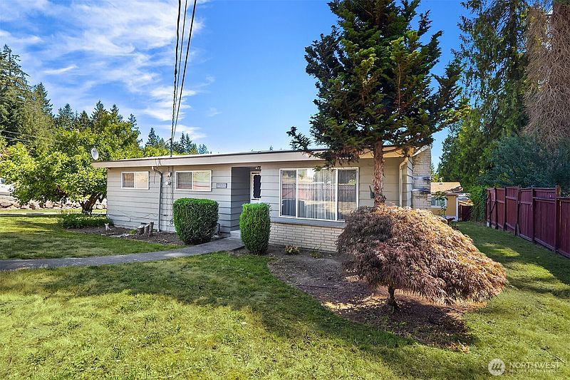 2nd image of 16727 1st Avenue SE