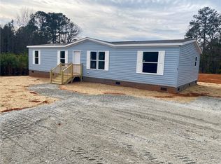 384 Skippers Lodge Rd, Cross Hill, SC 29332