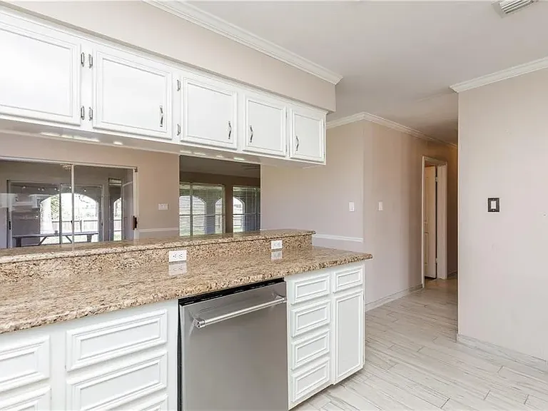 14882 Highland Mist Dr — Photo 42