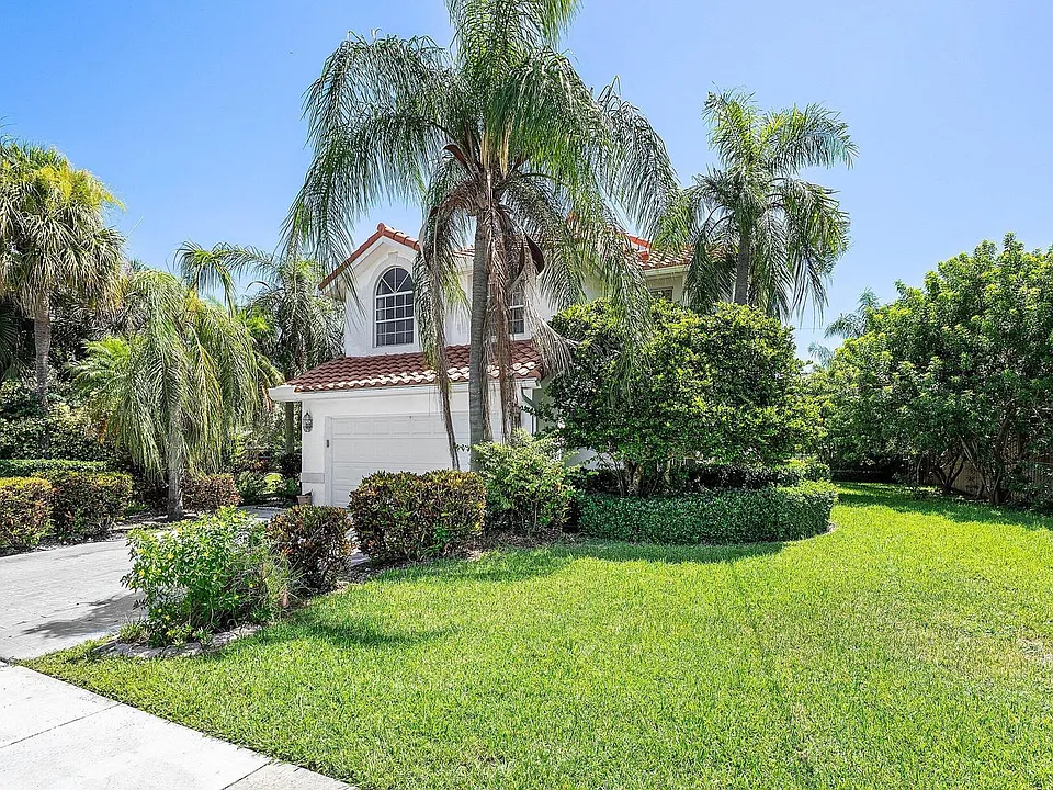 2350 NW 5th Ave